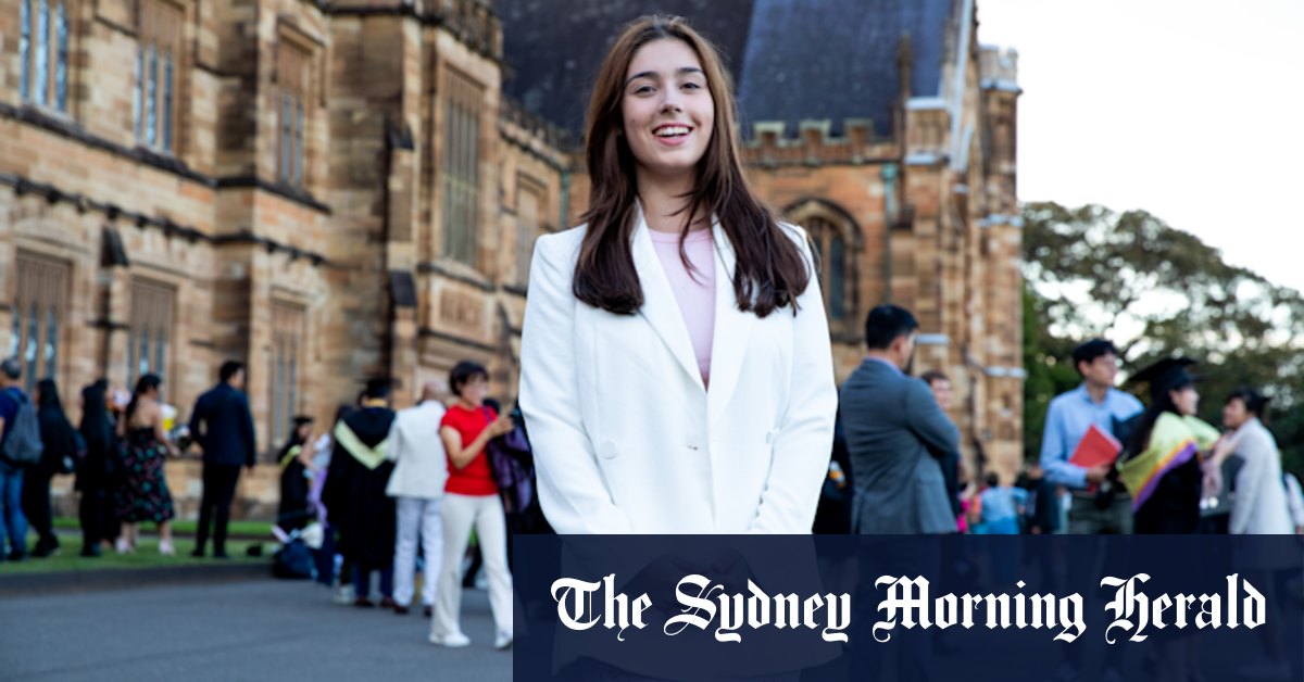 King Charles coronation: The Sydney monarchists happy to pledge allegiance - Vimarsana News