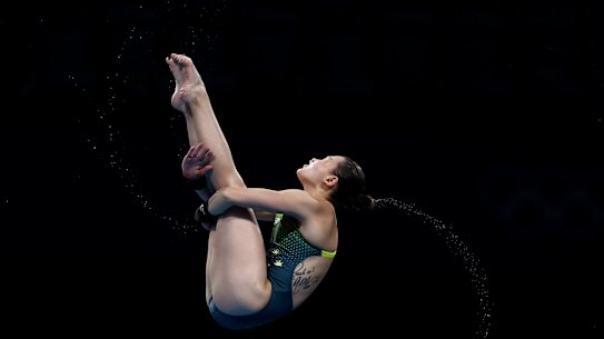 Melissa Wu competes in the women’s 10m platform at the Tokyo Olympics.