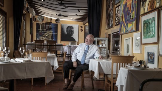 Legendary Paddington restaurateur is retiring and auctioning off some of the artworks he has collected over 37 years. 