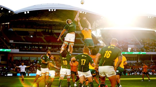 The Wallabies lose a lineout in Adelaide.