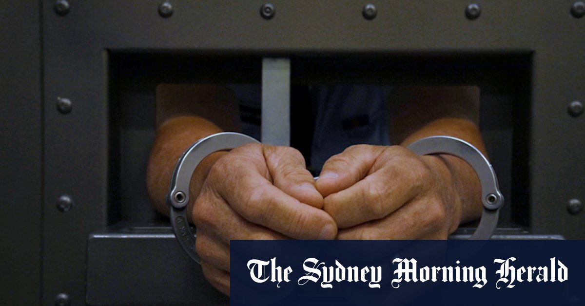 Prisoners could be paroled without ‘full and accurate’ record, union warns