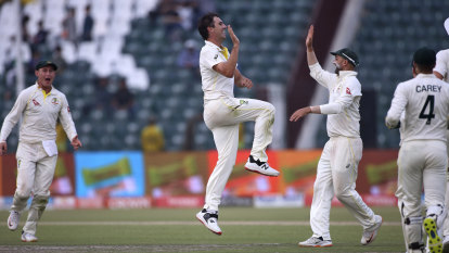 Cummins and Starc stun Pakistan with blistering display of bowling