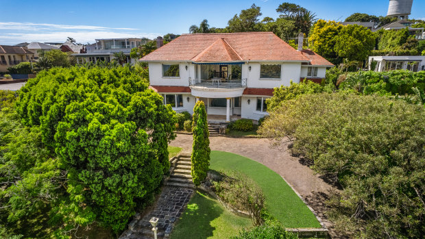Food tycoon sells Sydney mansion he never lived in for $31.2 million