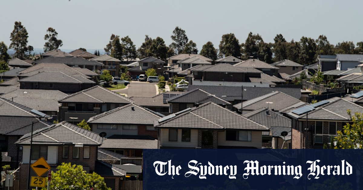 Perth council's black roof ban a start, but it won't win battle against climate change: architect - Vimarsana News