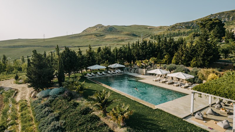 Most people flock to Sicily’s coast, but I found happiness in the (australia) — SMH