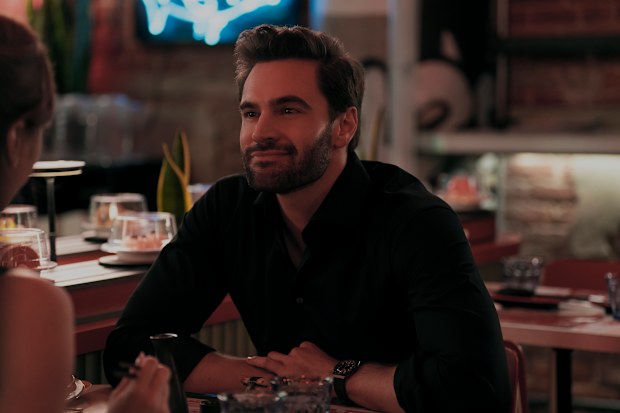 Tom Bateman as Adam in The Love Hypothesis.