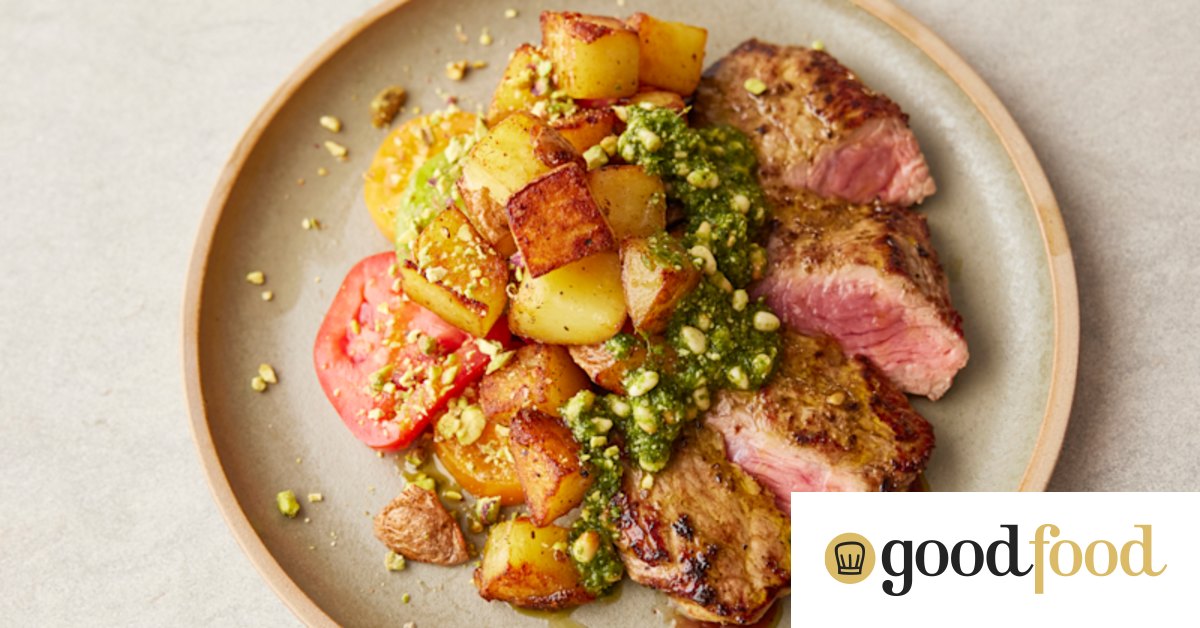 Jamie Oliver's herby steak and crispy potatoes recipe - Vimarsana News