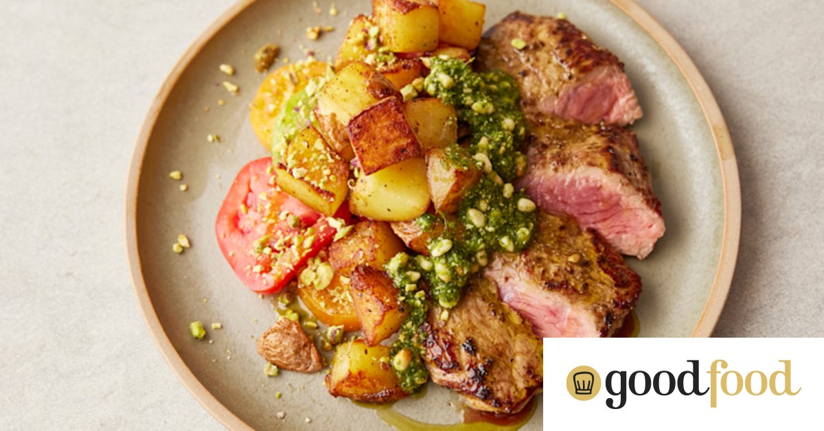 Jamie Oliver's herby steak and crispy potatoes recipe - Vimarsana News