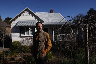 Mixed Fortunes In Holiday Home Market As Some Sydneysiders Rent Second Homes