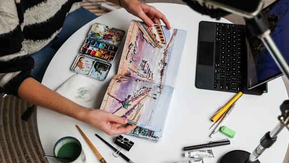 Josie Tutty's TikTok workstation.