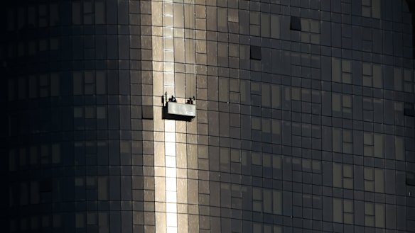 Residents of the Prima Pearl tower experienced loud creaking noises in 2015.