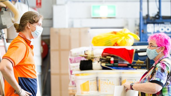 Experts say masks can dramatically reduce the rate of infection. 