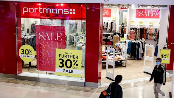 Small businesses say JobKeeper's upfront costs make it difficult to use as figures show two-in-five Australians are getting income support from taxpayers.