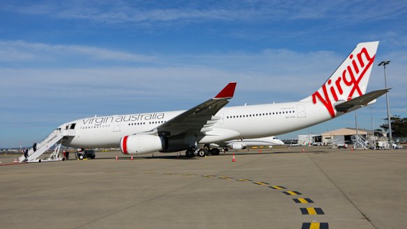 A window opens at Virgin Australia to disembark a CEO and two strategic shareholders 