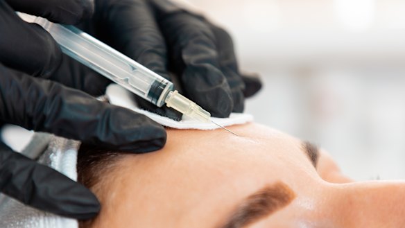 NSW Health is reminding the community to only receive cosmetic anti-wrinkle injections from an authorised practitioner.