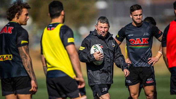 Club legend Royce Simmons has been working with the hookers. 