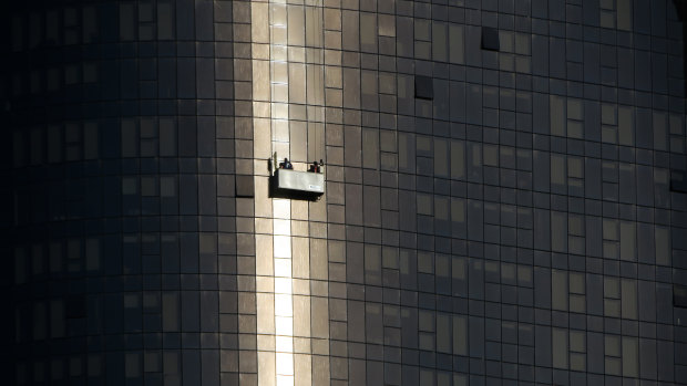 Residents of the Prima Pearl tower experienced loud creaking noises in 2015.