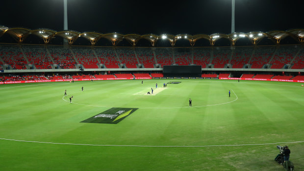 England’s players will be able to train at Metricon Stadium after a short period of hard quarantine in their Gold Coast hotel rooms.