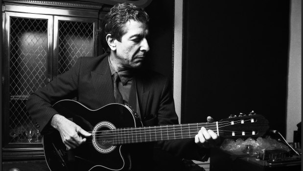 Leonard Cohen in a New York recording studio in the mid-1980s. 
