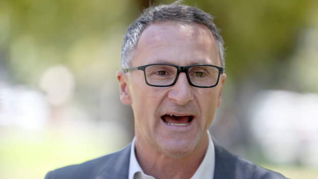 Richard Di Natale says there are the same amount of people in the PM's seat of Cook earning over $180,000 than in the Queensland electorates of Dawson, Maranoa and Capricornia combined.