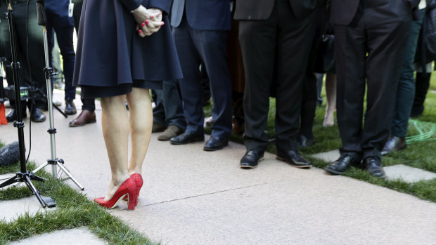 What does Julie Bishop's choice of shoe have to say about her, and the Liberal party? 