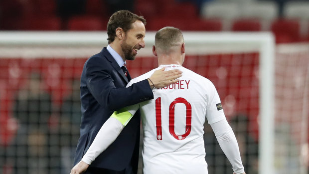 Gareth Southgate, who has dealt with immense pressure, was one of the coaches sought out by Robinson.