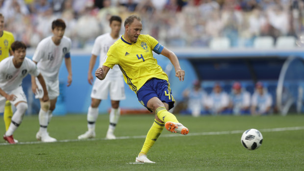 Sweden's Andreas Granqvist makes no mistake with his spot-kick.