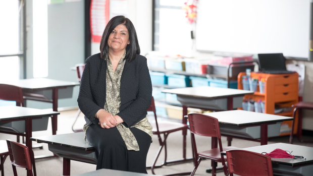 Australian Principals Federation principal Tina King says some schools are still struggling due to workforce shortages.