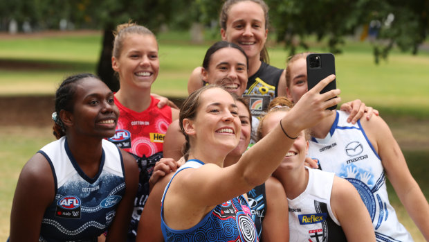 Isabel Huntington of the Bulldogs takes a selfie during the AFLW Indigenous Round Media Opportunity on Tuesday.