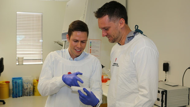 Dr Richard Mills (left) and Dr James Hudson (right) from the QIMR Berghofer Medical Research Institute.