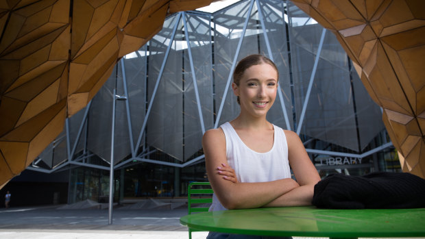 Isabella Oates prioritised the social aspect of her first year at university - and doesn't regret a thing. 