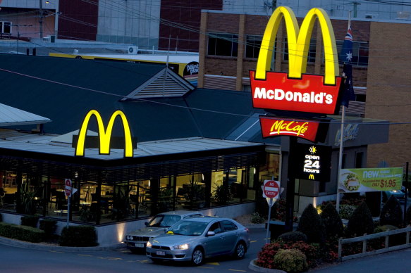 McDonald’s restaurants are suffering a nationwide outage.