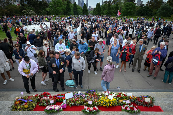 Hundreds were at the Shrine to lay wreaths and observe a minute’s silence.