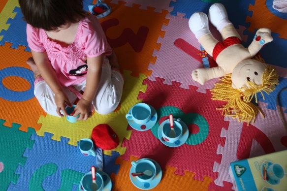 Toys for children under three, products containing button batteries and toppling furniture are among the products in the sights of the consumer watchdog. 