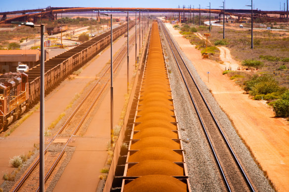 Fortescue says it will invest in renewable energy generation and battery storage to power a green mining fleet, electrifying its rail locomotive ore haulage system.