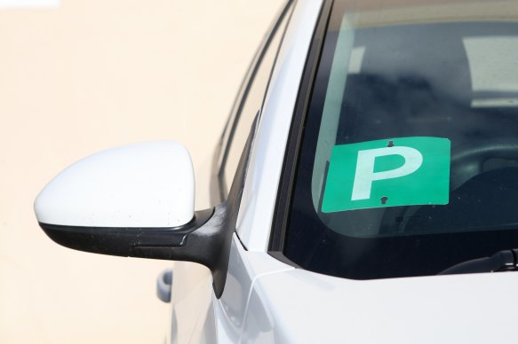 Driving with P-plates - my accidental social experiment