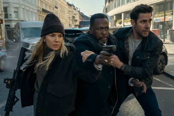 Emma Marlowe (Sienna Miller), James Greer (Wendell Pierce) and Jack Ryan (John Krasinski) in Jack Ryan: Ghost War.