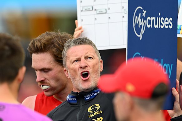 Suns coach Damien Hardwick lays down the law to his players.