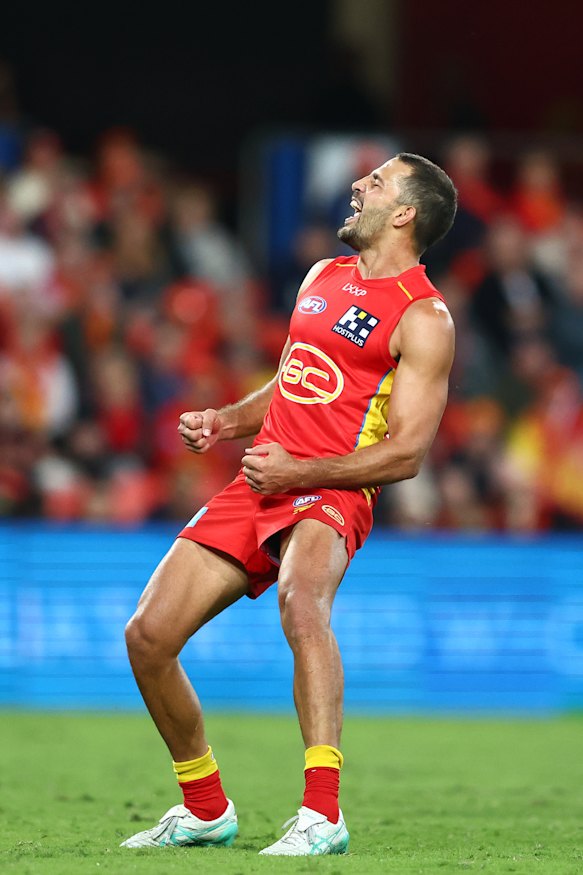 Ben Long of the Suns