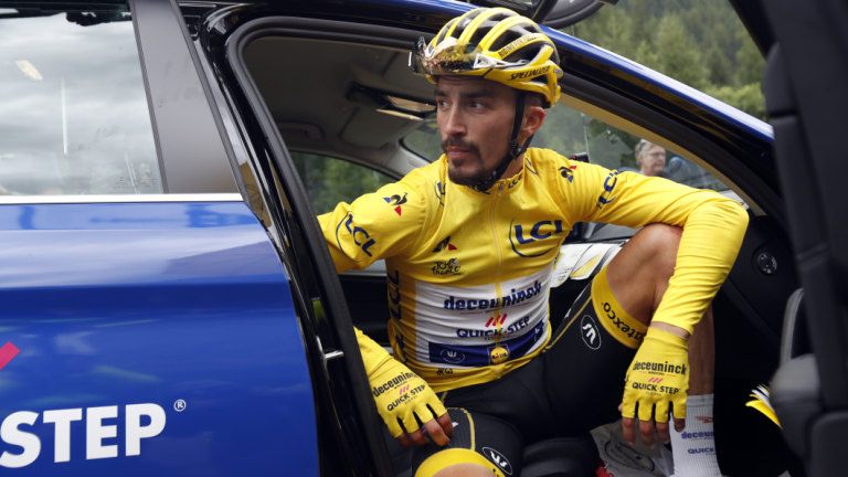 Tour De France 2019 Alaphilippe Loses Tour De France Yellow Jersey As Hailstorm Halts The Race