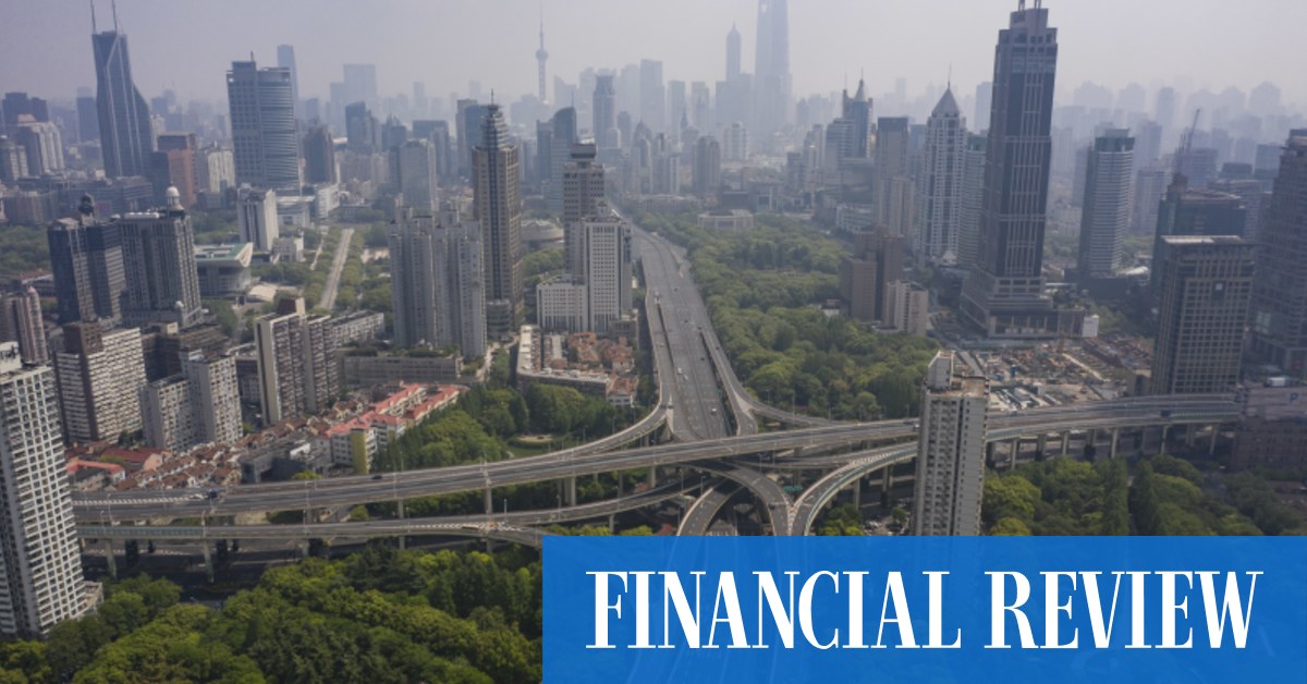 随着 COVID-19 停工，中国经济快速放缓