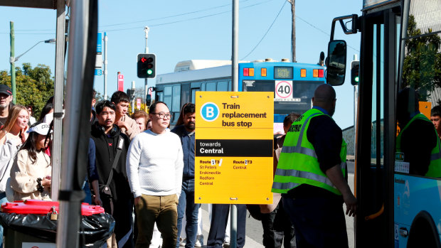 Commuters face bus pain as journey times blow out for Bankstown rail shutdown