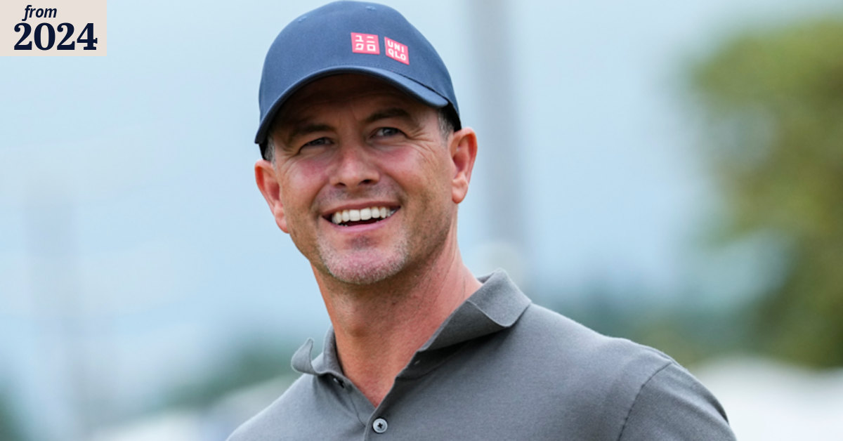 Scott hot in British Open but Day cools as wild weather hits Royal Troon