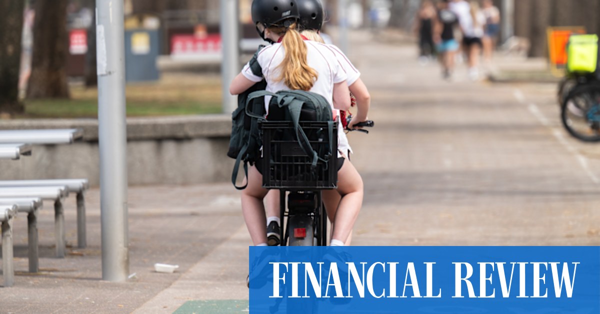afr.com - Paul Karp - E-bike 'hoon boys' will not be forced to buy insurance
