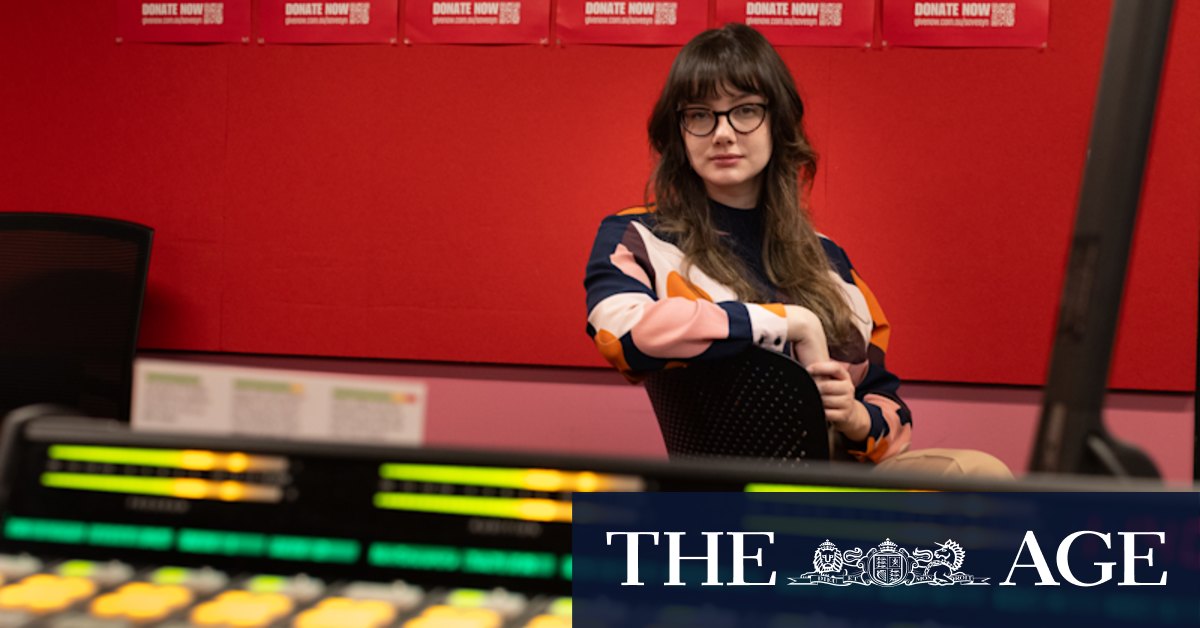 With podcasting and Spotify dominating, can community radio survive? - Vimarsana News