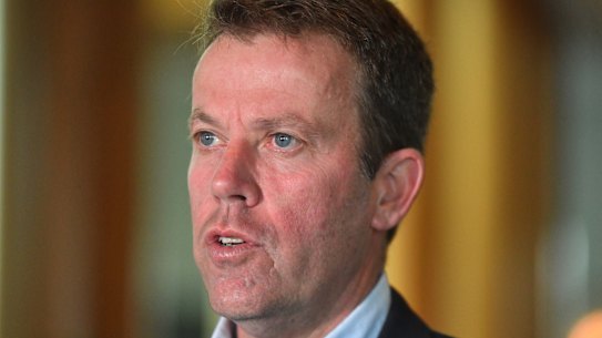Education Minister Dan Tehan wants schools to reopen to students within weeks.