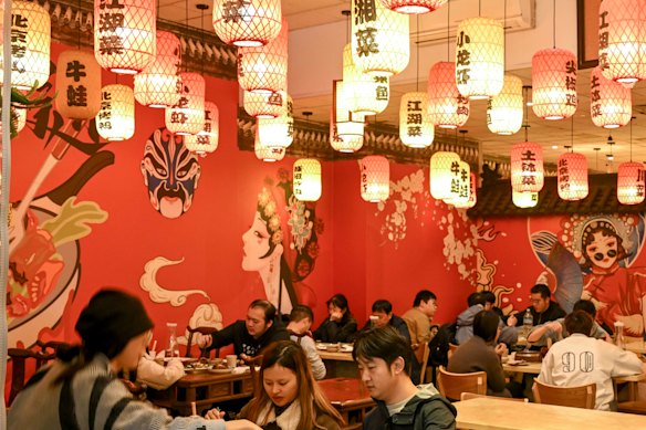 Red Cliff is a lively, rambunctious restaurant in Queen Street.
