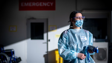 Austin Hospital nurse Brigid Algie and her colleagues are braced for an influx of people suffering from COVID-19.  