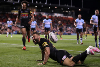 NRL 2020: Penrith Panthers rack up 11th straight win by ...