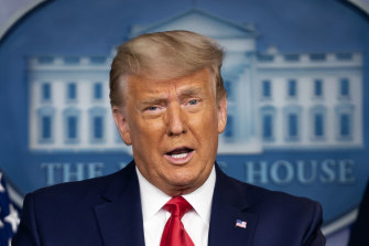 Julian Assanges Partner hat US-Präsident Donald Trump aufgefordert, den Gründer von WikiLeaks zu entschuldigen.